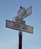 foreclosure-short-sale-street-sign